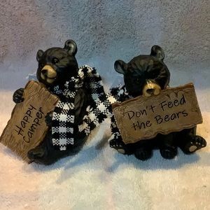 NWT Young’s Set of two resin, mini bear with buffalo plaid scarves holding signs